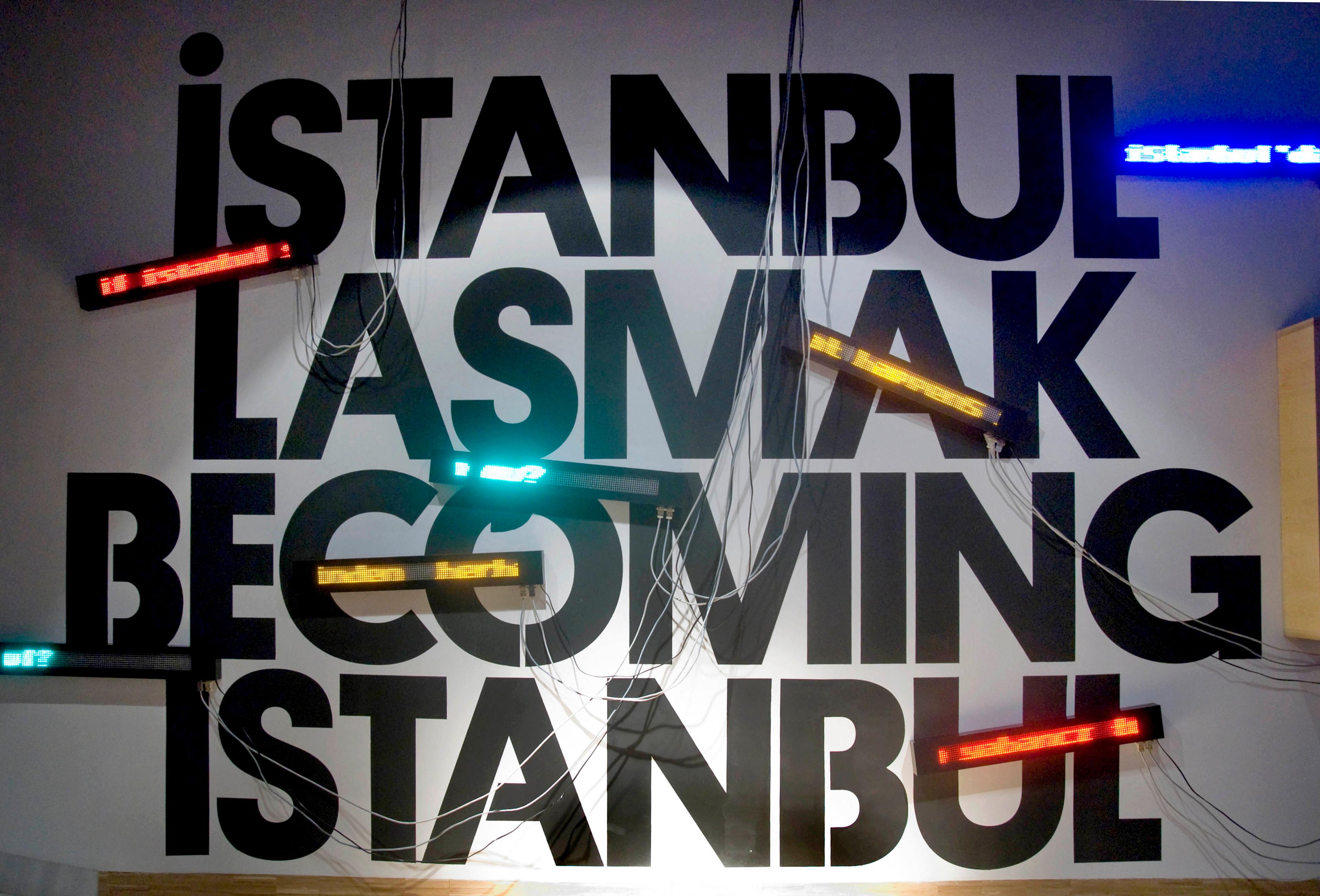 İstanbullaşmak projesi, 2007-2010 yıllarında Garanti Galeri tarafından geliştirildi ve yürütüldü. Alman Mimarlık Müzesi'nin ( DAM ) daveti üzerine 2008 yılında Frankfurt'ta gerçekleştirilen ilk serginin ardından İstanbullaşmak , 2009 yılında Berlin'deki Alman Mimarlık Merkezi ( DAZ ) ile Al Manama'daki Al Riwaq Sanat Mekânı 'nda gösterildi.