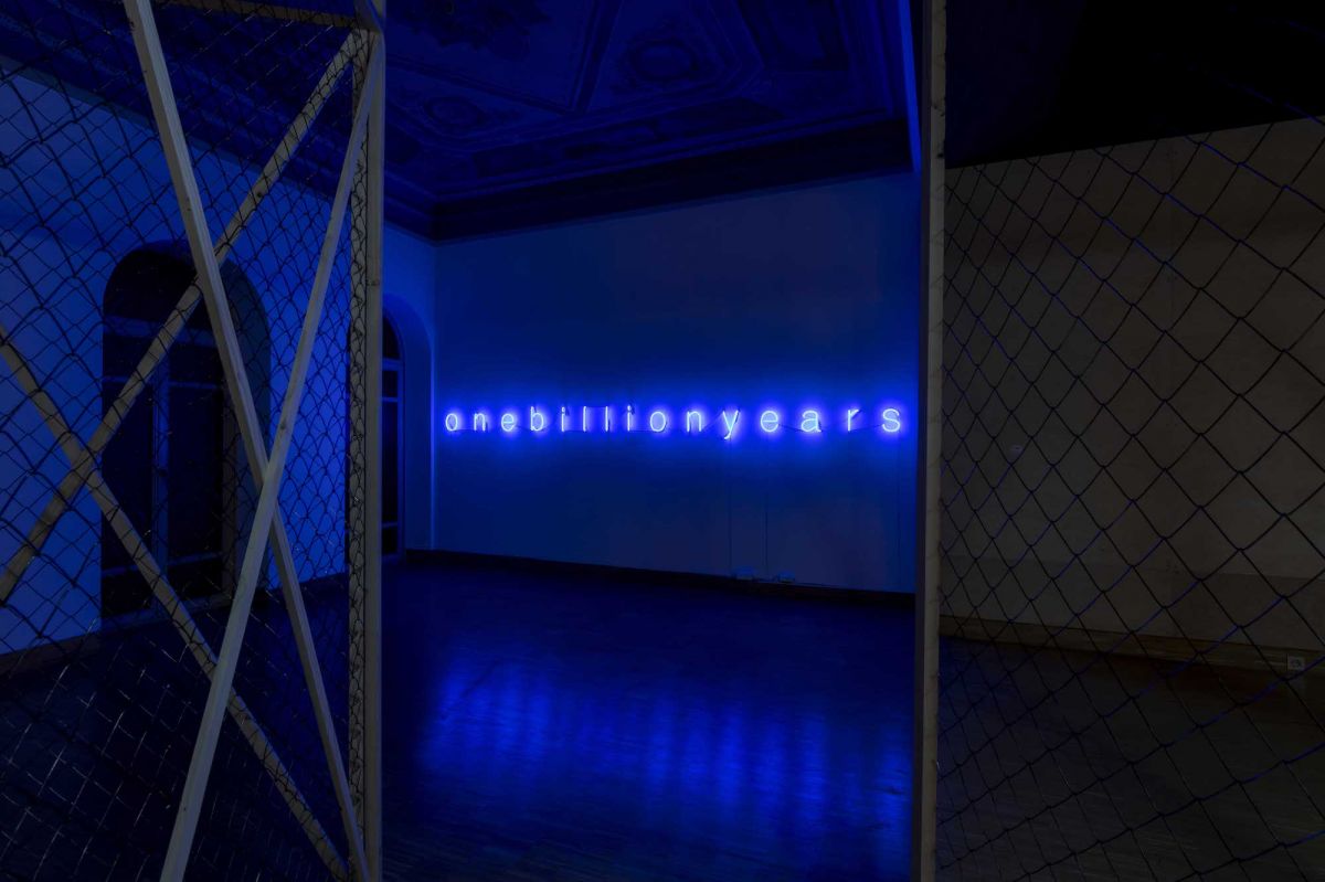 06 Dsc9038 İpek Duben, <i>Farewell My Homeland</i> [Elveda Yurdum] (2004)
<i>Ten, Beden, Ben</i>, SALT Beyoğlu
Fotoğraf: Kayhan Kaygusuz