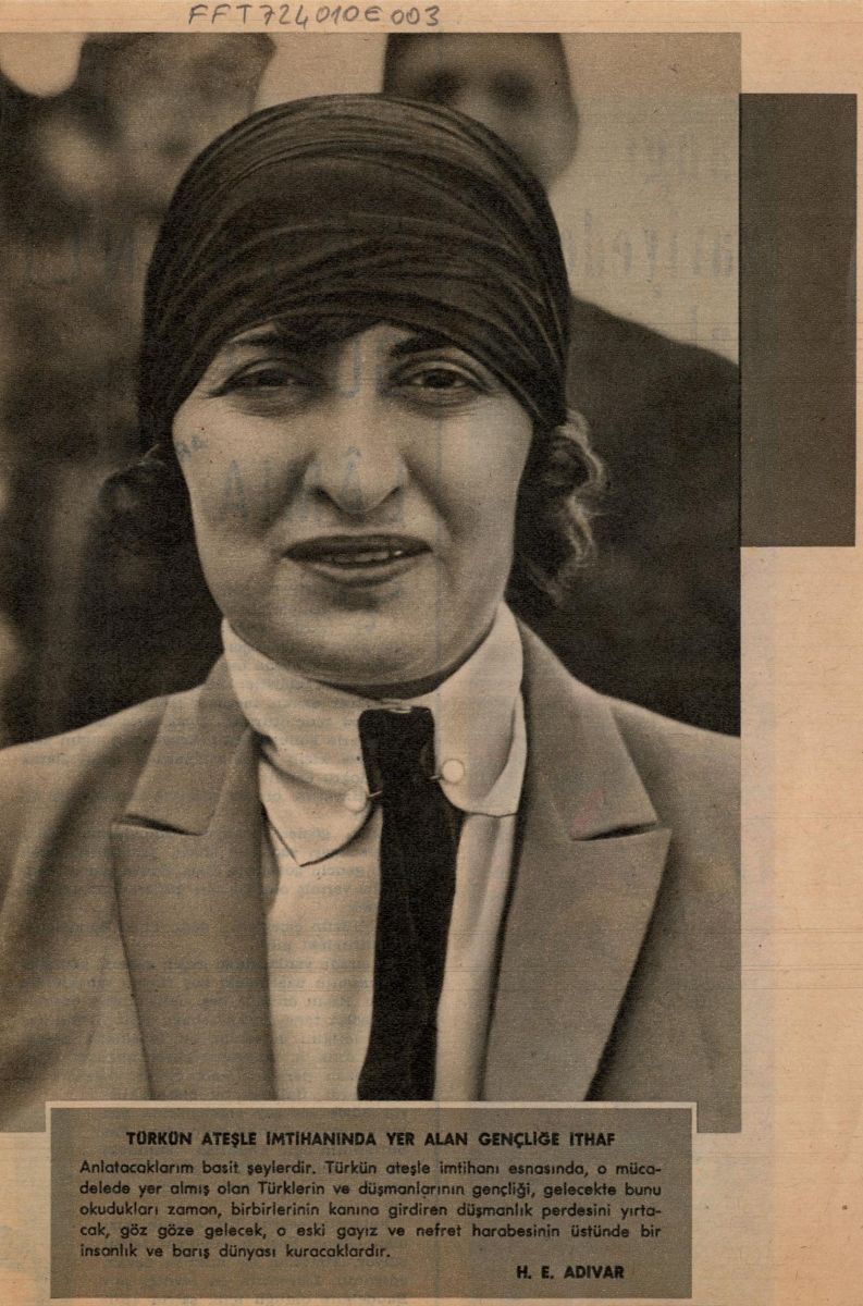 10 Fft724010e003 Halide Edib Adıvar’ın Avrupa’da çekilmiş bir fotoğrafı<br />
Salt Araştırma, Feridun Fazıl Tülbentçi Arşivi