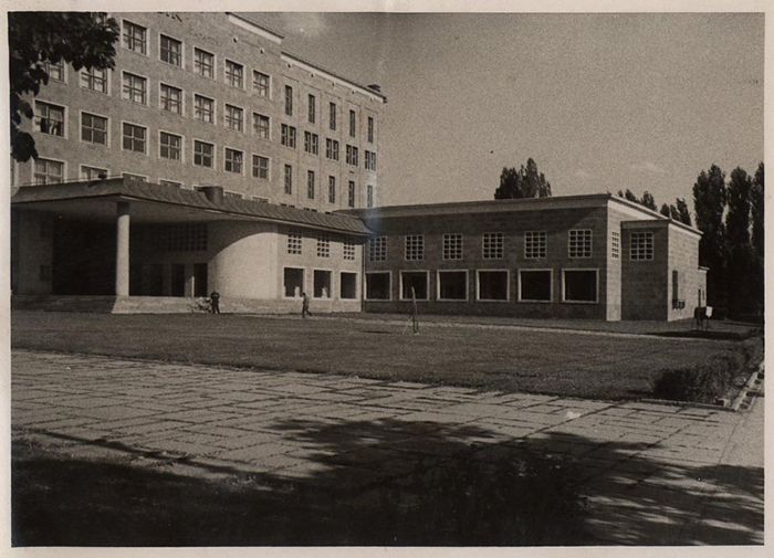 Ankara Dil ve Tarih-Coğrafya Fakültesi Ankara Dil ve Tarih-Cografya Fakültesi<br />
SALT Arastirma, Ali Saim Ülgen Arsivi