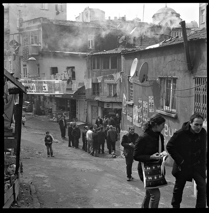 Tarlabaşı Crawl, Jeremiah Day, 2009 <i>Tarlabaşı Crawl</i>, Jeremiah Day, 2009