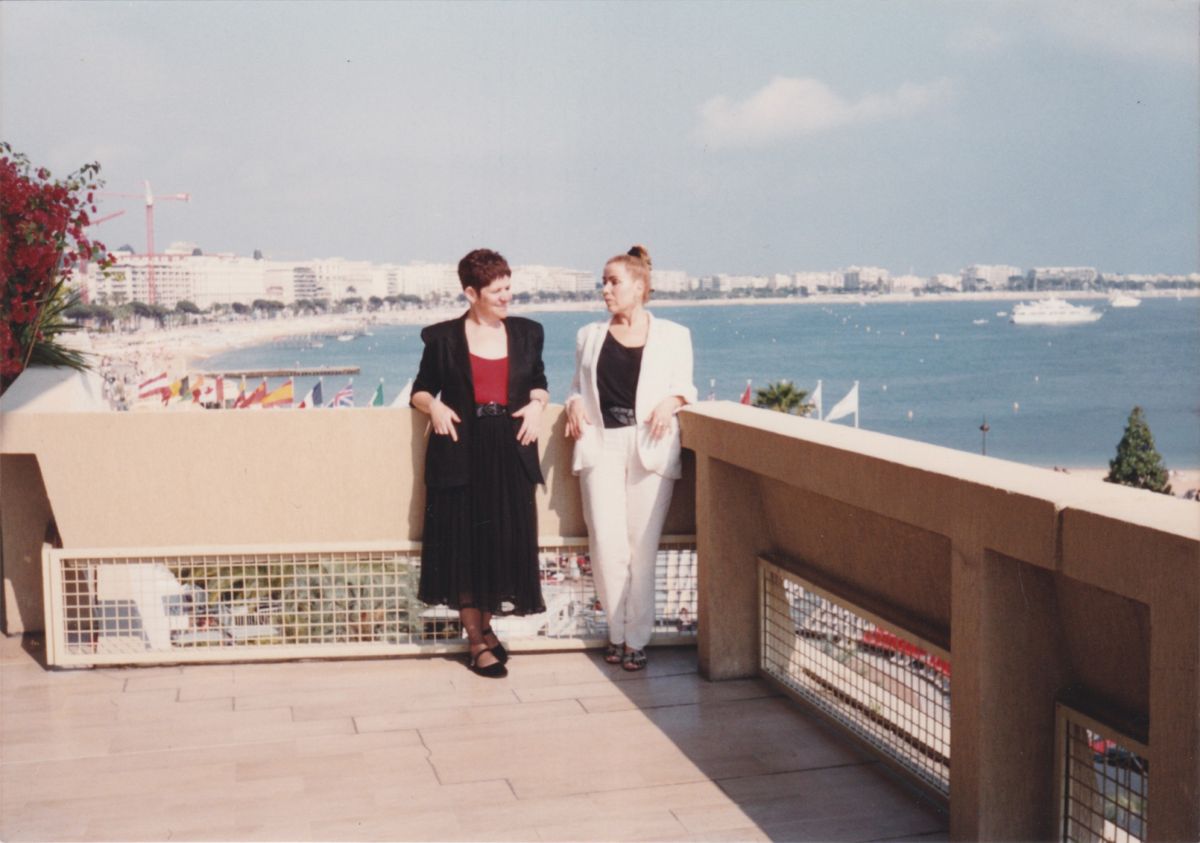 1 Karw1983001 Gülsün Karamustafa ve Füruzan, 43. Uluslararası Cannes Film Festivali, 1990
Salt Araştırma, Gülsün Karamustafa Arşivi