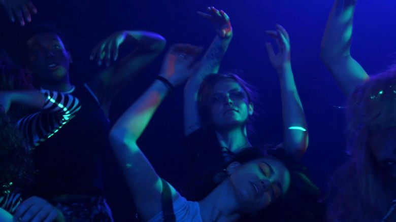 1 Webb Ellis Webb-Ellis’in 2019 Jerwood/FVU Ödülleri kapsamında ürettiği <i>For The First Baby Born in Space</i> [Uzayda Doğan İlk Bebeğe] (2019) videosundan bir kare.