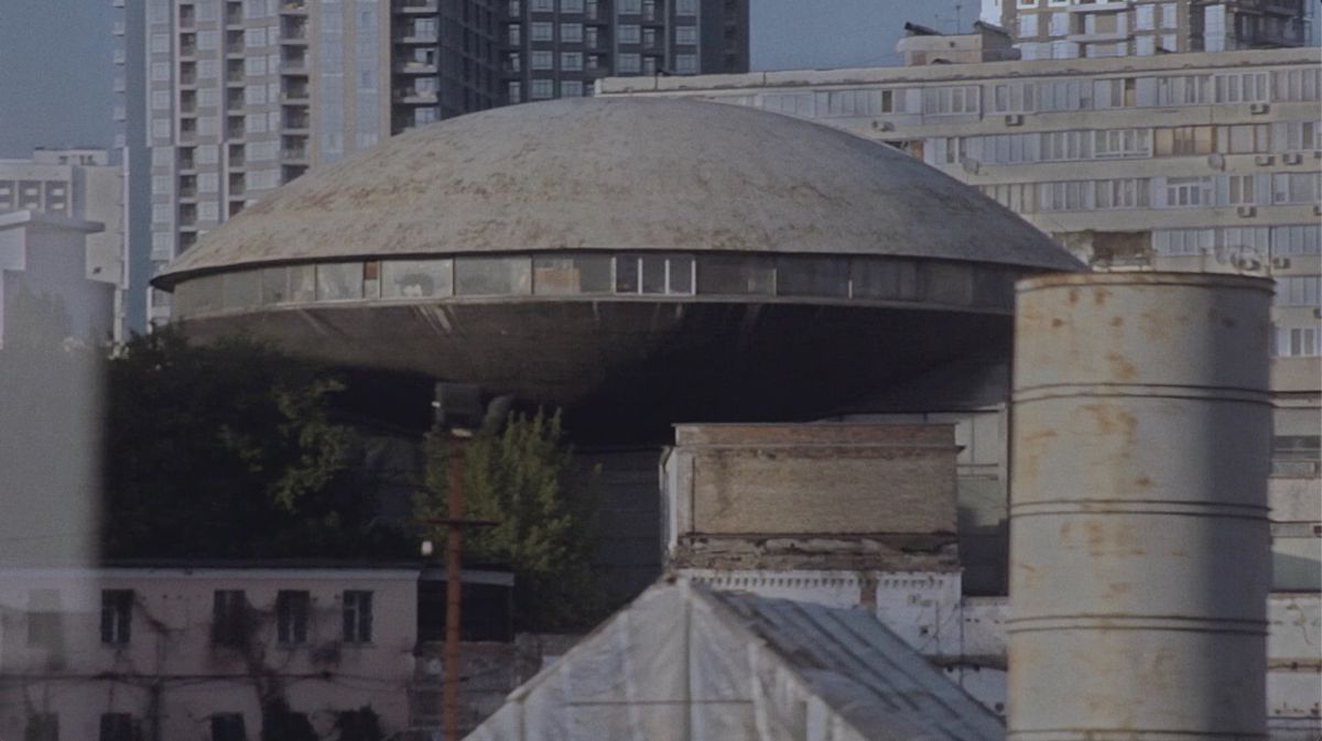 2 Oleksiy Radinsky Circulation 2020 1 Oleksiy Radinsky, <i>Circulation</i> [Ring Hattı], 2020, 11’30’’<br />
Sanatçının izniyle<br />
