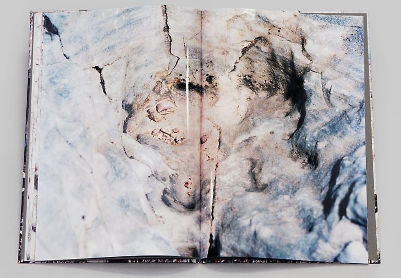 20160603 Wit Klarakallstrom Thobiasfaldt Saltulus 1:2:3, Klara Källström & Thobias Fäldt, <i>Europe, Greece, Athens, Acropolis</i>, Stockholm: B-B-B-Books, 2012