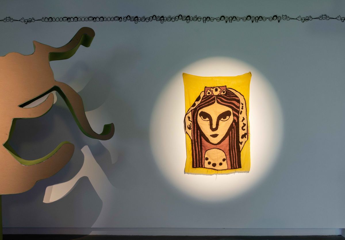 5 12 Güneş Terkol’un <i>Epipe</i> sergisinden görünüm, Salt Galata, 2026
Fotoğraf: Metean Bars (Salt)
