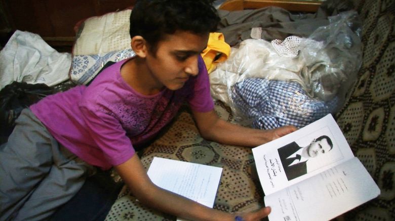 A Syrian Love Story (2015) filminden bir kare <i>A Syrian Love Story</i> (2015) filminden bir kare