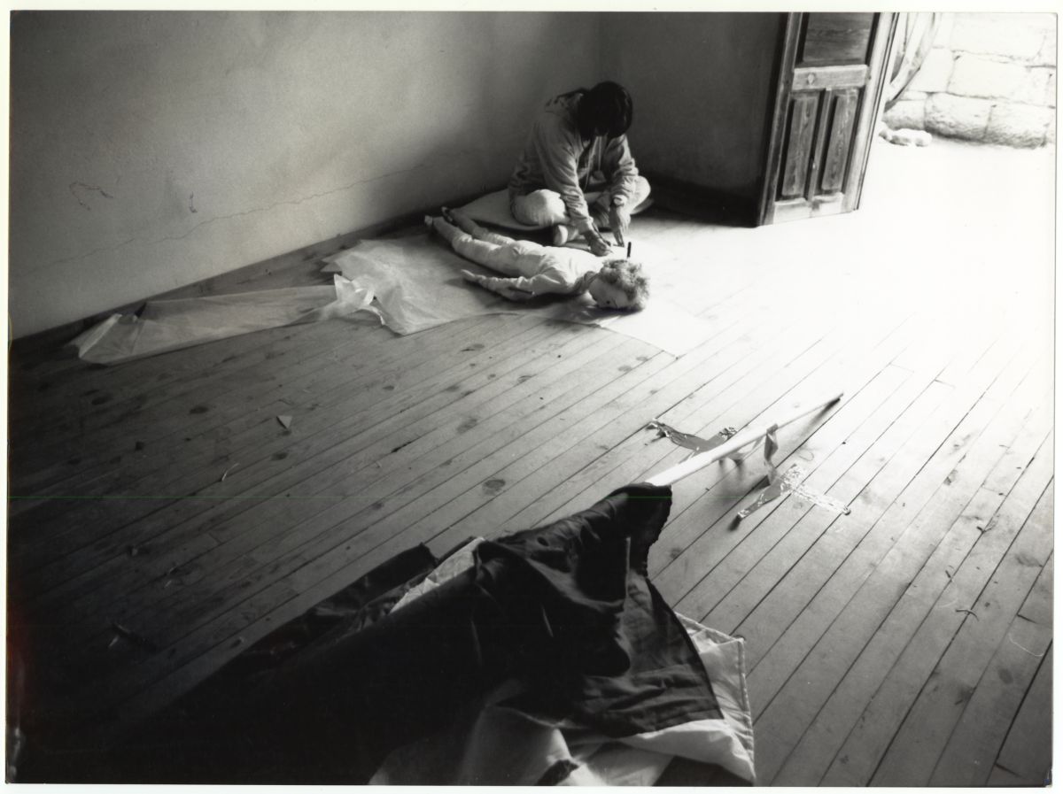 5 Simurg Assosgsfphotogoget 1. Assos Gösteri Sanatları Festivali (1995) hazırlıklarından fotoğraf: Levent Öget