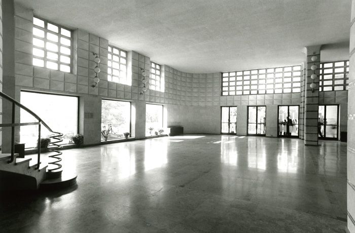 bernd nicolai Fotograf: Markus Hilbich<br />
Bruno Taut tarafindan tasarlanan Ankara Üniversitesi Dil ve Tarih-Cografya Fakültesi binasinin giris salonu (1937-1940)