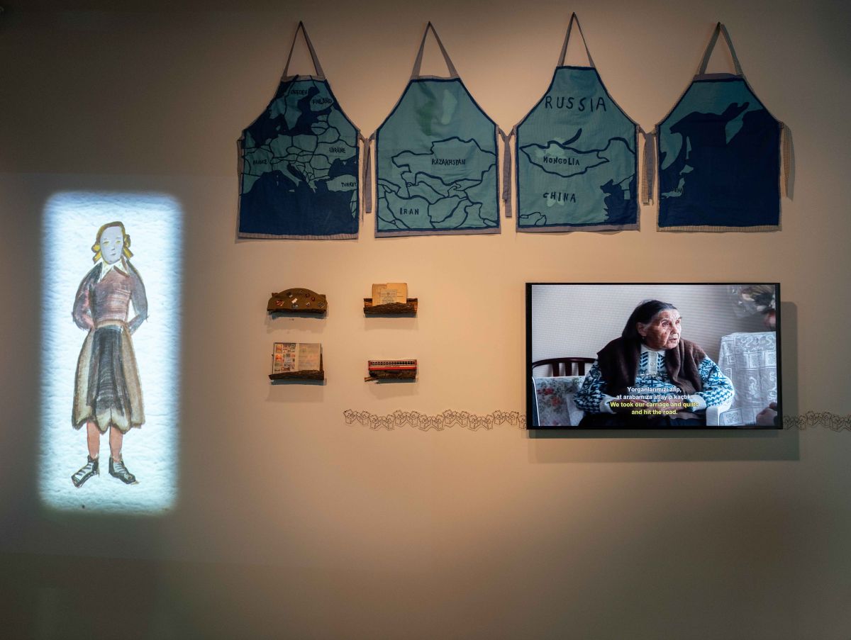 7 5 Güneş Terkol’un <i>Epipe</i> sergisinden görünüm, Salt Galata, 2026
Fotoğraf: Metean Bars (Salt)
