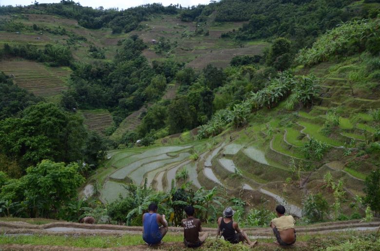 8 Khokipalu 2017 <i>Kho ki pa lü</i> [Aşağı, Yukarı ve Yana] (2017) filminden bir kare 
©The U-ra-mi-li Project
