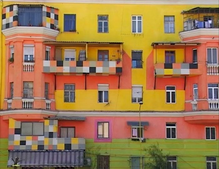  <i>Damni i colori</i> (2003)<br />
© Anri Sala