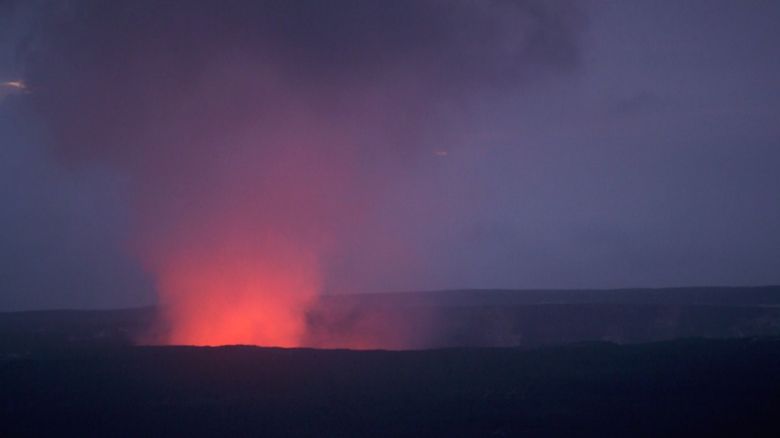 All Of Our Heartbeats 1 <i>All of Our Heartbeats Are Connected Through Exploding Stars</i> [Patlayan Yıldızlar Bağlar Kalp Atışlarımızı] (2022) filminden bir kare 
©Taskovski Films 