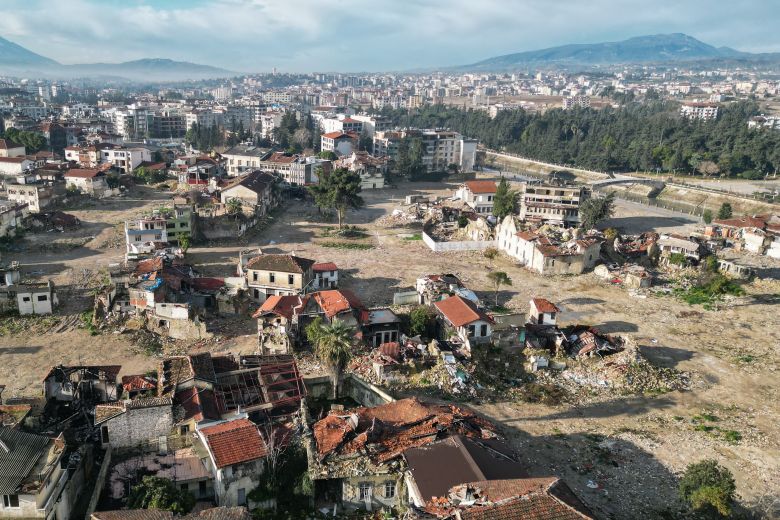 Antakya Drone 04 Antakya, Türkiye, 2024 (Fotoğraf: Ingrid Woudwijk)