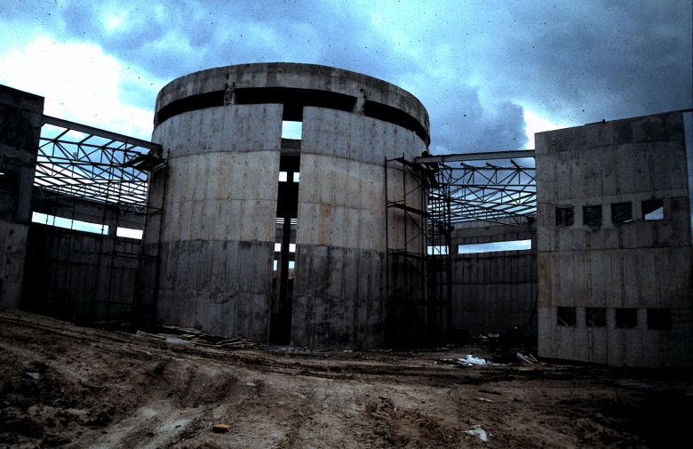 ATK Tekstil Fabrikası (1992-1994) ATK Tekstil Fabrikası (1992-1994)
Mimar: Mehmet Konuralp 
Mehmet Konuralp Arşivi