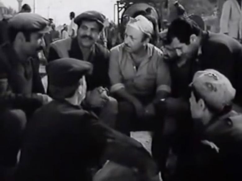 Bitmeyenyol 1965 <i>Bitmeyen Yol</i> (1965) filminden bir kare
Yönetmenin izniyle