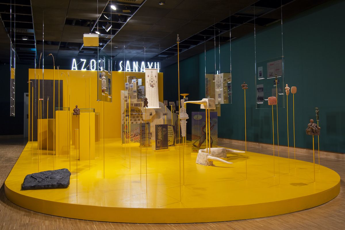 Climavore 050421 8 Cooking Sections, <i>Exhausted</i> [Kurak Topraklar] 
<i>İKLİMCİL: Mevsimler Sürüklenirken</i>, 2021
Fotoğraf: Mustafa Hazneci, SALT