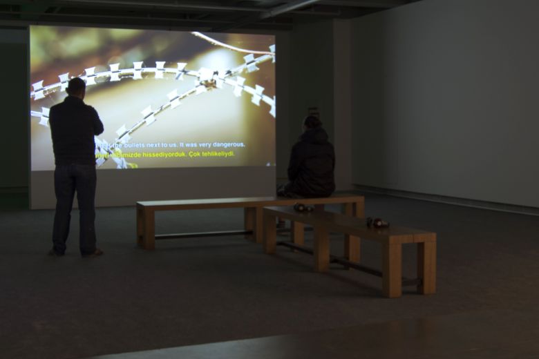 Dsc0678 <i>Kim Kimi Güverteden Atar?</i> sergisinden
Fotoğraf: Mustafa Hazneci, SALT Galata, 2016