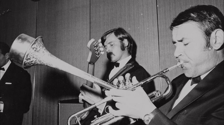 Ekran Resmi 2024 03 18 174615 <i>Maffy’s Jazz</i> (2022) filminden bir kare 
©Deniz Yüksel Abalıoğlu