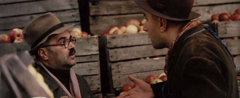 Eldorado 1988 <i>Eldorádó</i> [Altın Şehir] (1988) filminden bir kare
İstanbul'daki Macar Kültür Merkezi'nin izniyle
