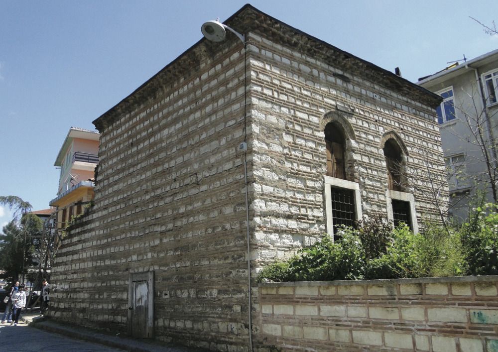 Genc 11 Şekil 16. Atik Valide Külliyesi, darülkurra dış görünüşü.