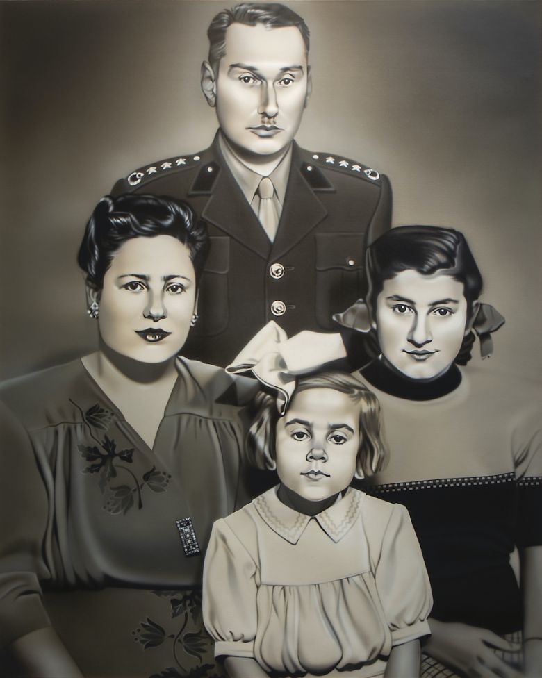 Gorsel Image 1 3 Nur Koçak, <i>Annem, Babam, Ablam ve Ben 1</i>, 1980-1983
Fotoğraf: Mustafa Hazneci, SALT