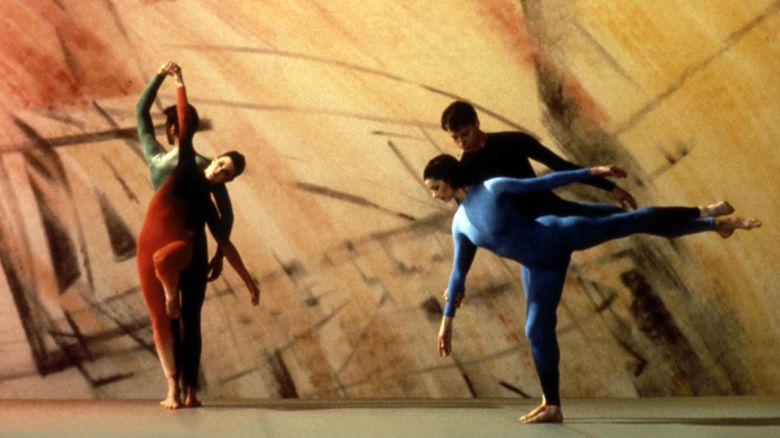 Gorsel Image I Merce Cunningham ve Elliot Caplan’ın <i>Points in Space</i> [Uzaydaki Noktalar] (1986) video işinden bir kare; New York’taki Electronic Arts Intermix’in (EAI) izniyle.