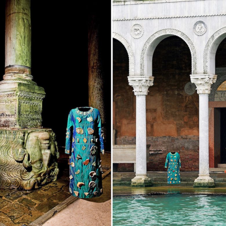 Handanborutecene Handan Börüteçene’nin <i>Kendime Gömülü Kaldım</i> (1999-2014) serisinden fotoğraflar, İstanbul ve Venedik. Sanatçı ve Ayşe Umur Koleksiyonu’nun izniyle. 