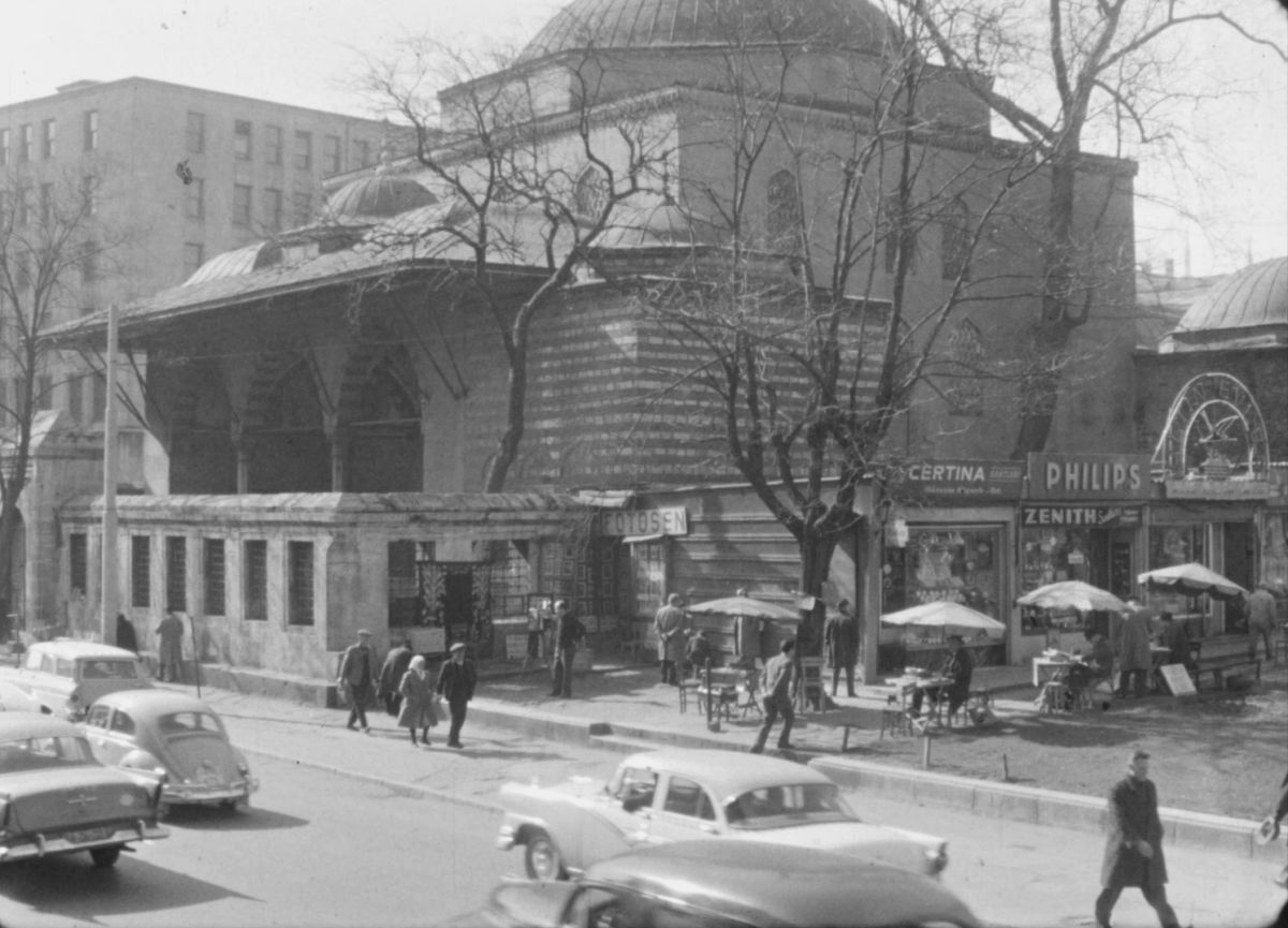 Hero Özer Kabaş’ın <i>İstanbul Hatırası</i> (1967) filminden<br />
