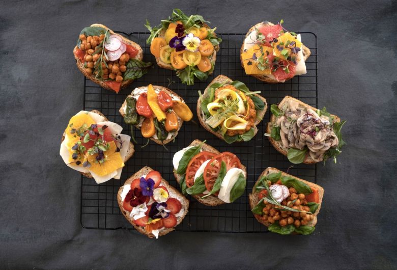 Kavanoz Studi 001 Kavanoz Studio tasarımı açık sandviçler, 2022<br/>Fotoğraf: M. Cevahir Akbaş