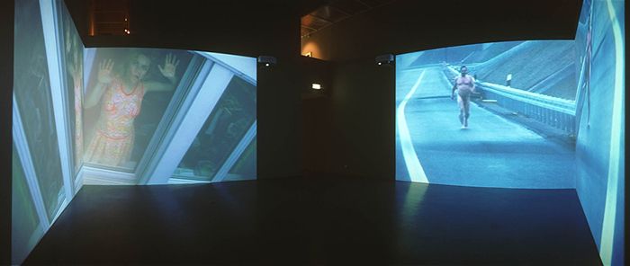 İşbirlikçiler Rotterdam’daki Museum Boijmans Van Beuningen ile Han Nefkens H+F Collection izniyle kullanılmıştır.