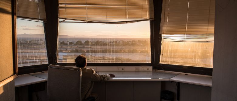 Tripolicancelled 2017 <i>Tripoli Cancelled</i> [Trablus’a Uçuş İptal] (2017) işinden bir kare
Naeem Mohaiemen ve Experimenter’in (Kalküta) izniyle