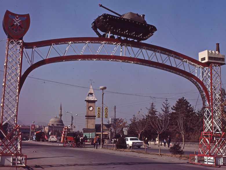 Yayın hakları: Vahap Avşar Kaynak: AND Kartpostalları Yayın hakları: Vahap Avşar
Kaynak: AND Kartpostalları