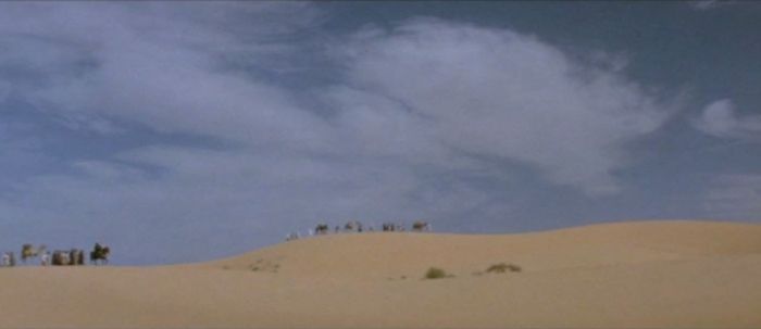 The Message Project (2010) videosundan bir kare <i>The Message Project</i> (2010) videosundan bir kare